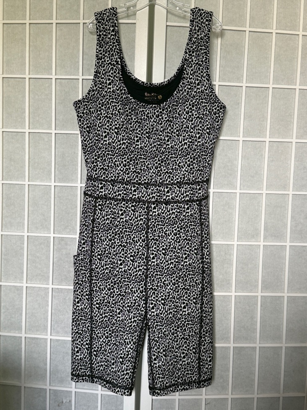 Lilly Pulitzer Everetta Luxletic Onxy Jumpsuit Size Small - Picture 1 of 7